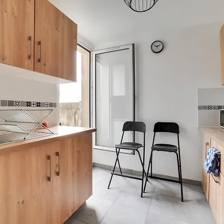 Chic And Spacious Apart With Parking * Pierrefitte-sur-Seine