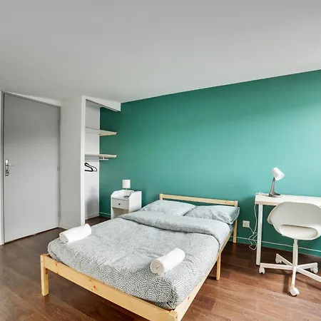Chic And Spacious Apart With Parking Appartement *